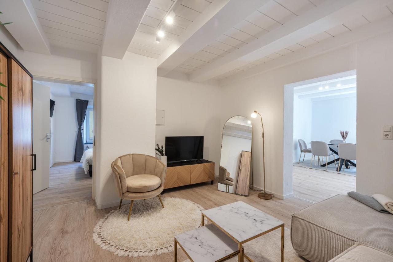 Terrace Apartment With 5 Rooms, Whirlpool And Bbq アウグスブルク エクステリア 写真